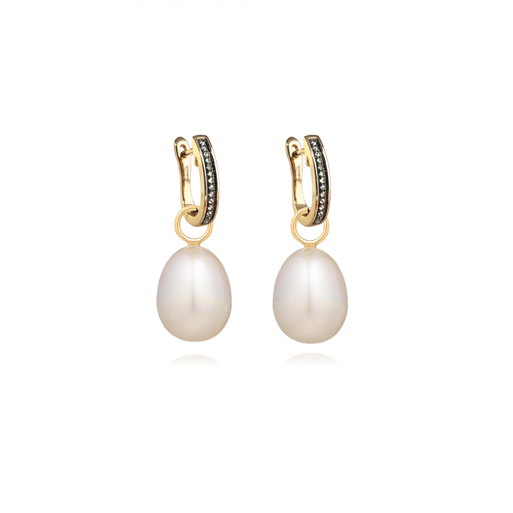 Pearl earrings - Let Everyone notice you - StyleSkier.com