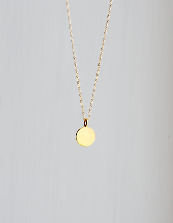 Gold Pendant Necklace For Everyday Life - StyleSkier.com