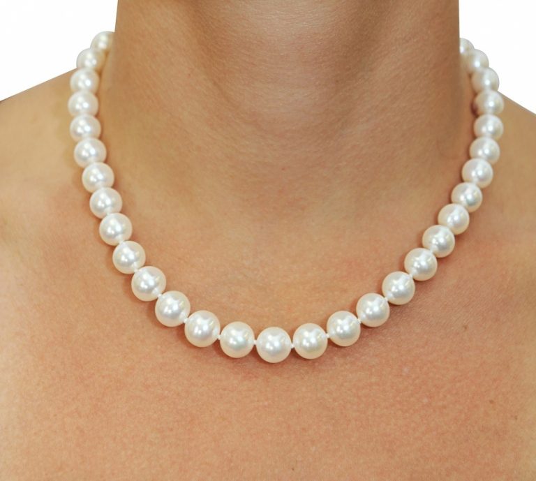 The White Necklace is Symbolic and are Great Designs for Occasions ...