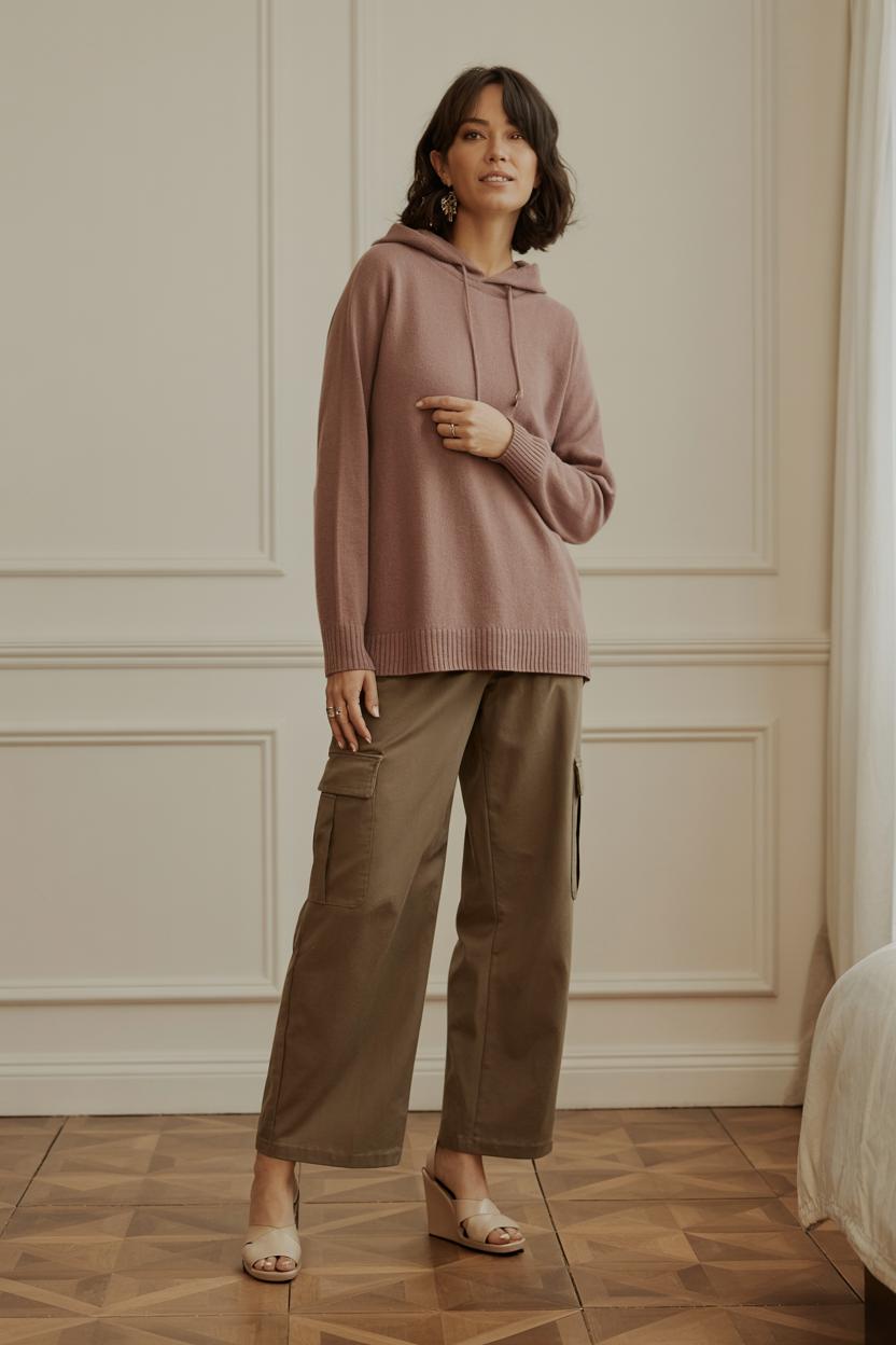 Match an earthy-toned cashmere hoodie ⁢with cargo pants‍ and⁤ wedge heels