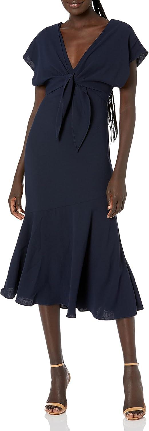 Exploring the Elegance of MONIQUE LHUILLIER's​ Crepe ‍Cocktail ⁢dress